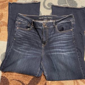 Women’s American Eagle Artist Flare Jeans